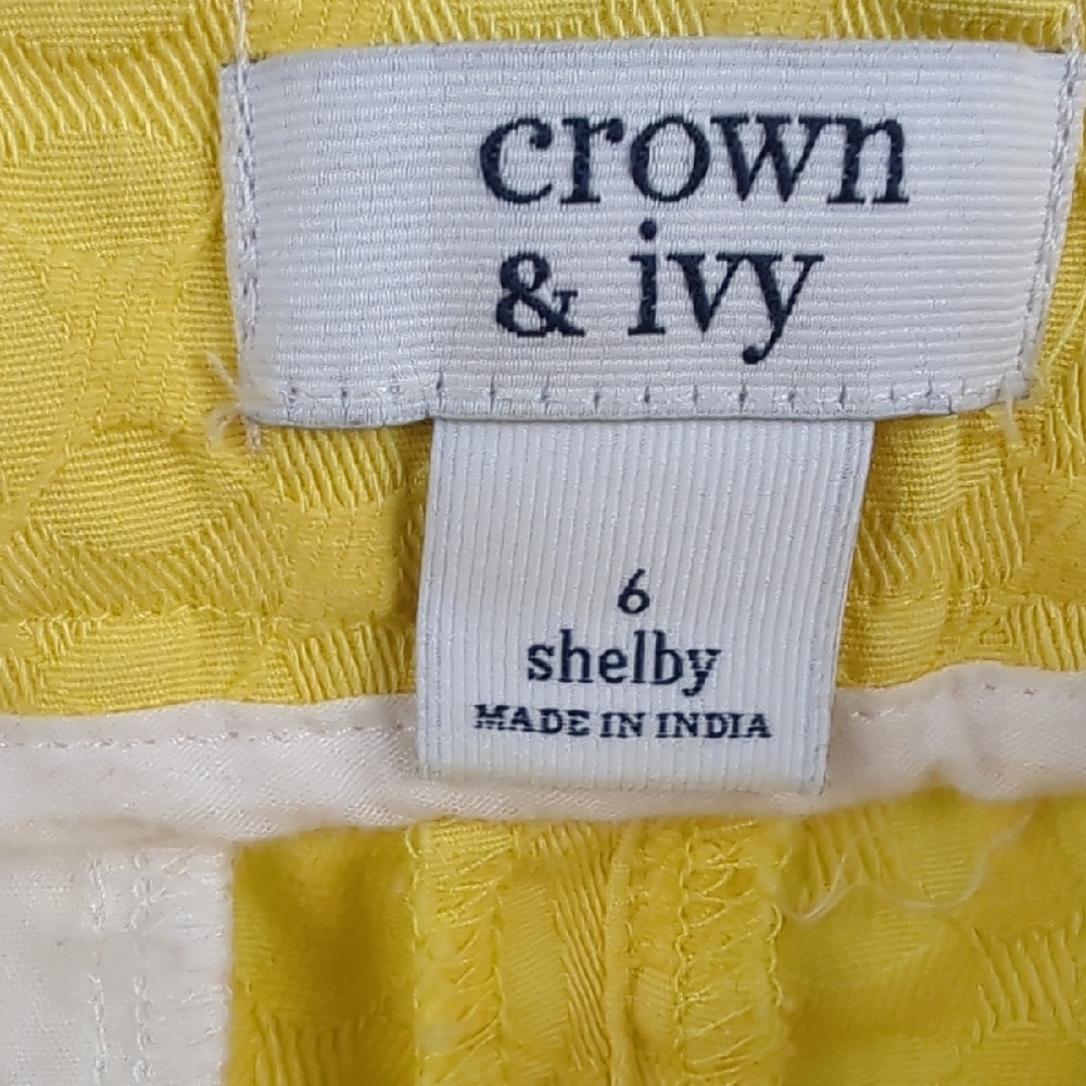 Crown & Ivy Yellow Scalloped High Waist Shorts - Picture 2 of 3